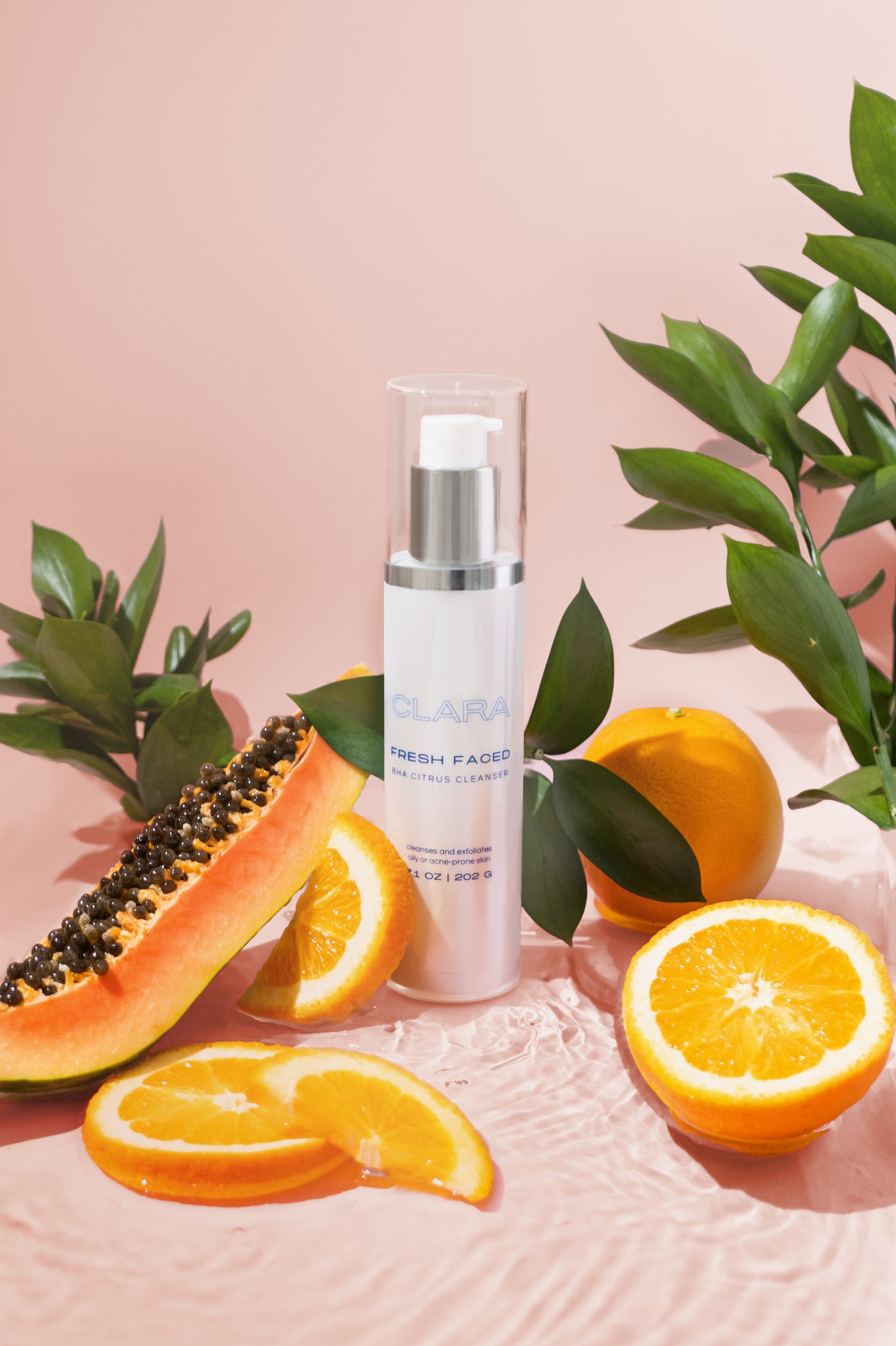Fresh Faced Cleanser: salicylic acid, a beta hydroxy acid, and naturally derived citrus extracts, it deep cleans pores and provides mild exfoliation, leaving skin fresh and clean